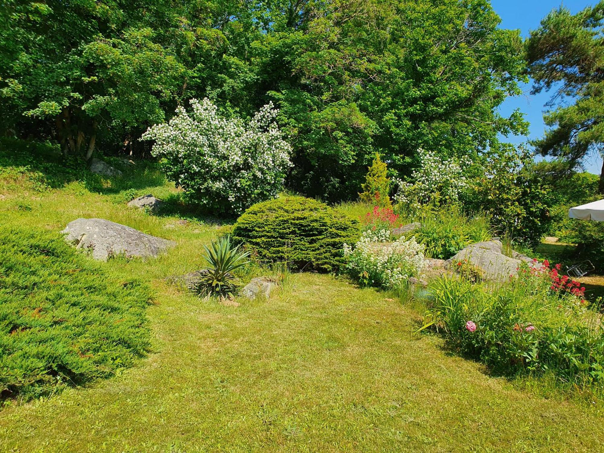 Le Jardin Des Roches Bed & Breakfast Moigny ภายนอก รูปภาพ